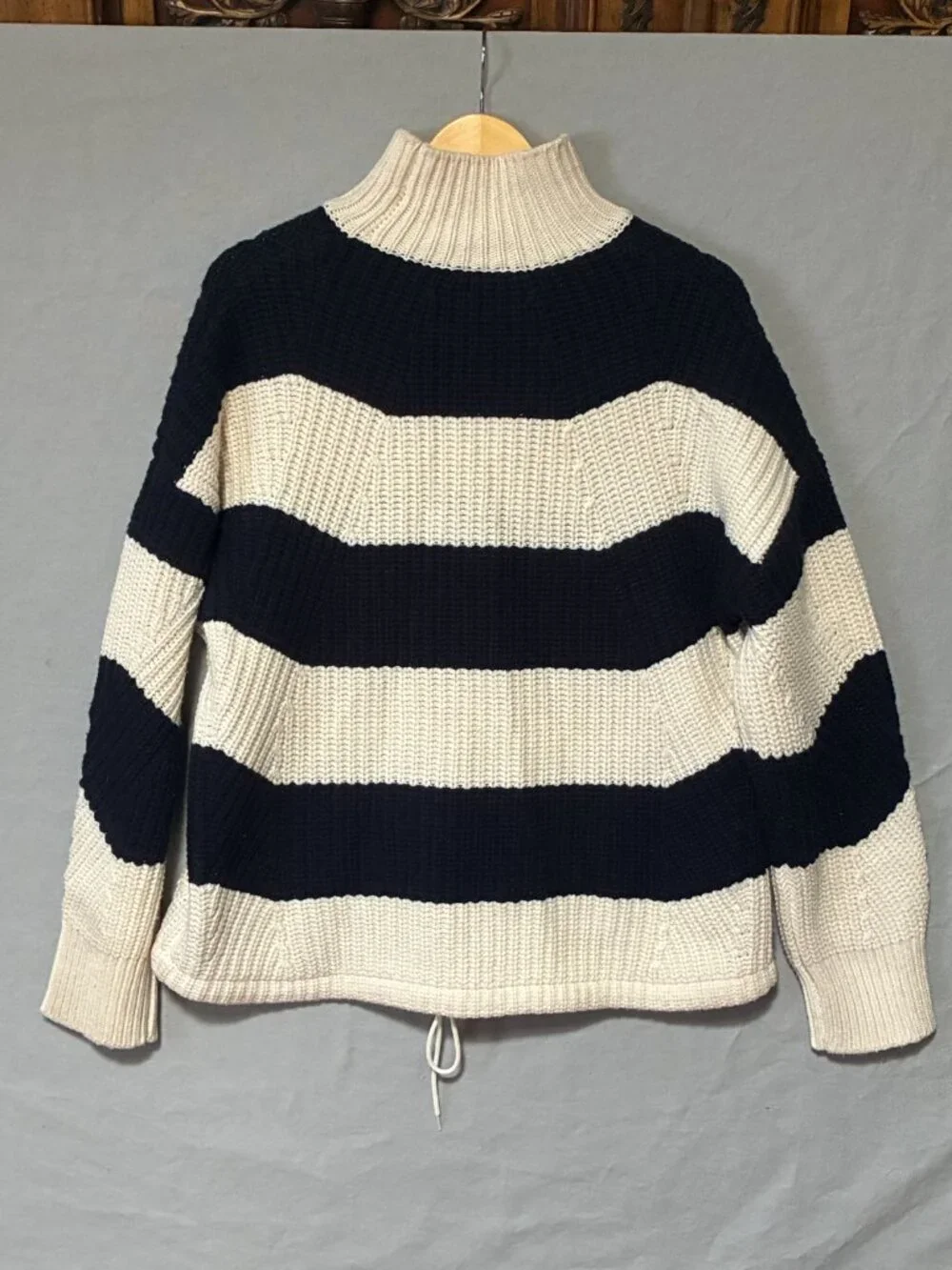 J. Crew Women's Heavy Turtleneck Sweater Pockets Ivory Navy Striped *XL* Preppy
